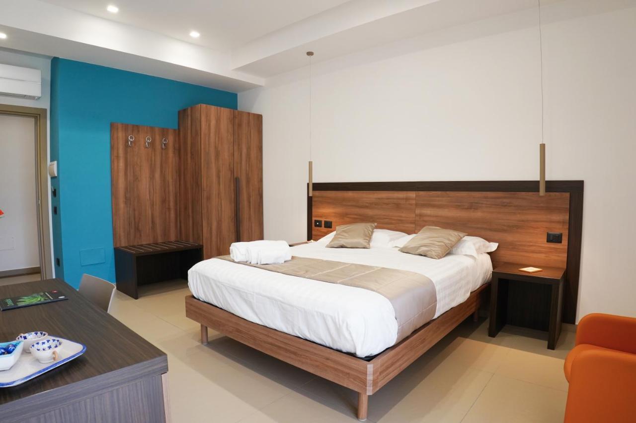 Villa Mafalda B&B フラッタマッジョーレ エクステリア 写真
