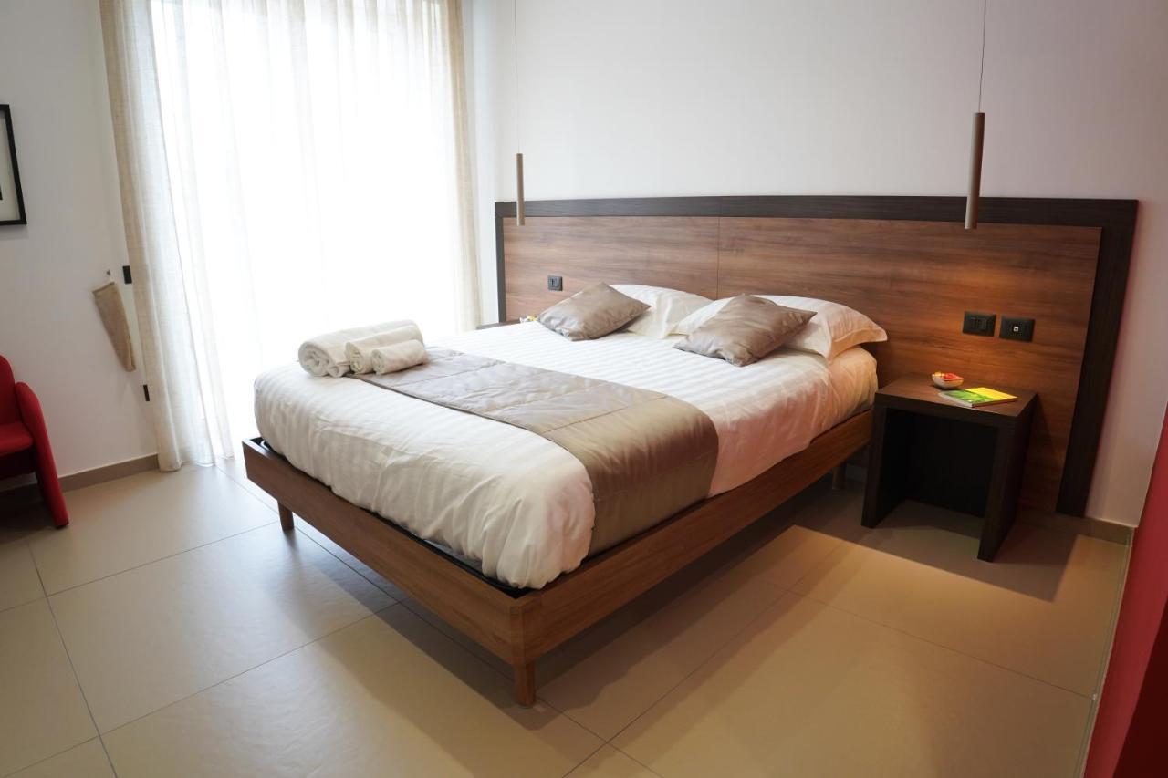 Villa Mafalda B&B フラッタマッジョーレ エクステリア 写真