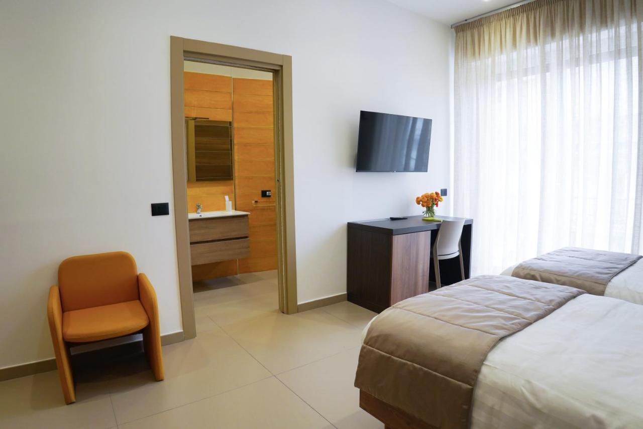 Villa Mafalda B&B フラッタマッジョーレ エクステリア 写真
